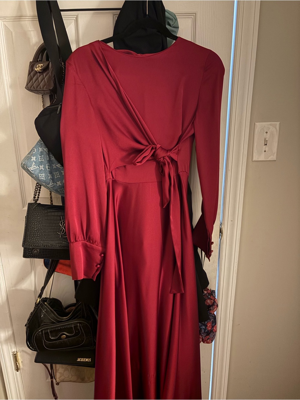 Elegant Burgundy Tie-Back Long Sleeve Dress